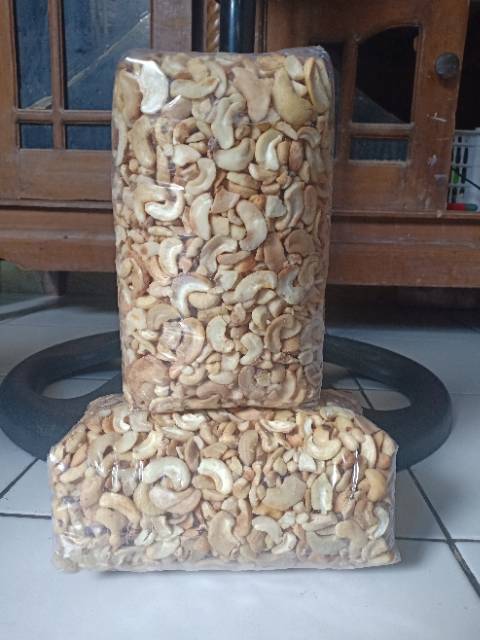 Kacang mede pecah murah 1kg Mentah-1