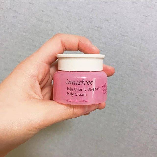 INNISFREE Jeju Cherry Blossom Jelly Cream 20ml