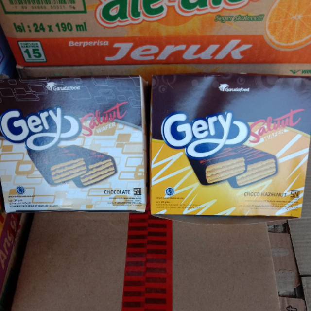 

Gery salut wafer