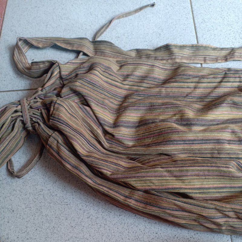 preloved tas bentuk guling unik