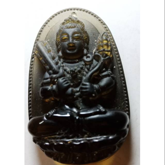 Giok manik dewi kwan im