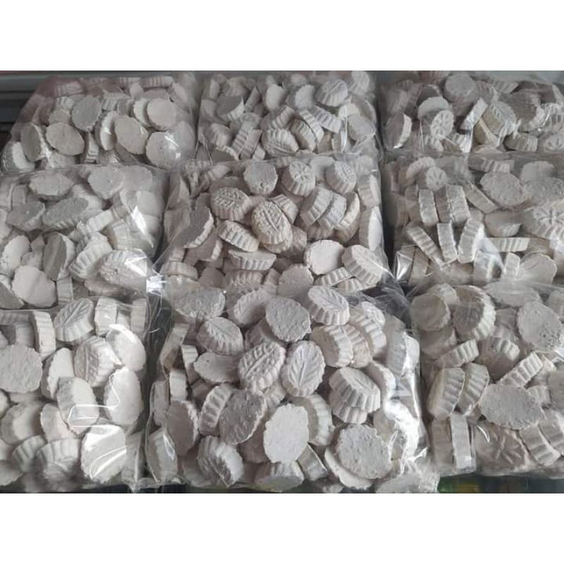 

Kue Sagon