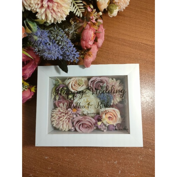 

BLOOMBOX| GIFT BOX Frame 3D Uk. 5R Kado Wisuda/Kado Ulang Tahun/Kado Anniversary/Kado Wedding/Kado birthday IMLEK VALENTINE