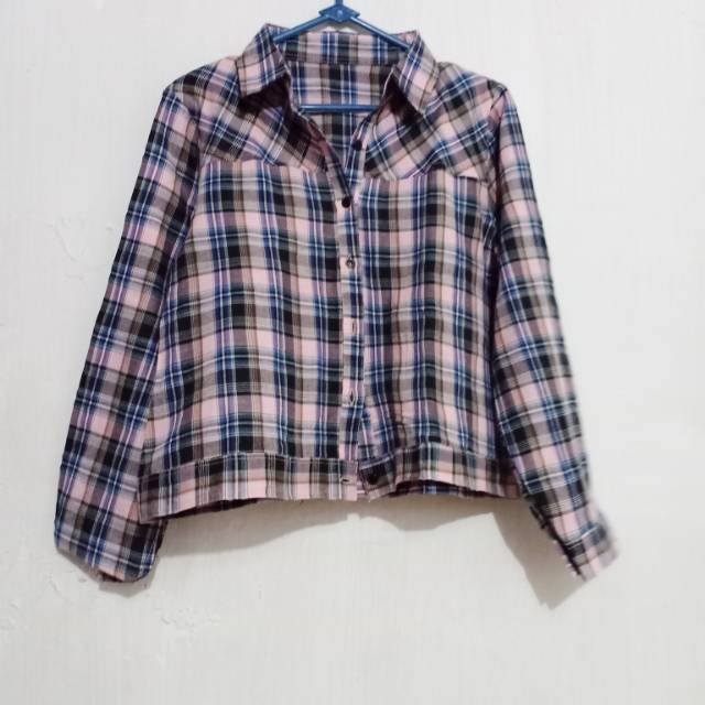 Kemeja crop flanel wanita ungu second preloved murah medan