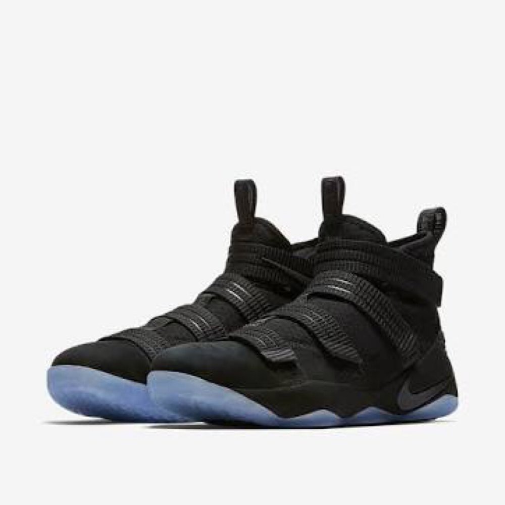 NIKE LEBRON ZOOM SOLDIER 11 PROTOTYPE BLACK