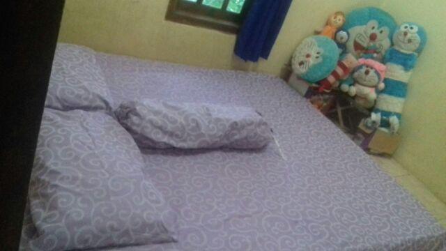 Sprei Waterproof + 2 Bantal + 2 Guling Tinggi 20cm - Gerai Abisha