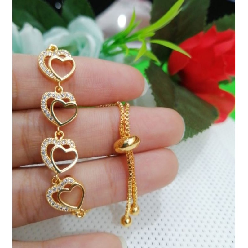 GELANG TANGAN WANITA TITANIUM MOTIF LOVE PERMATA BANYAK PILIHAN MODEL DAN BENTUK NYA