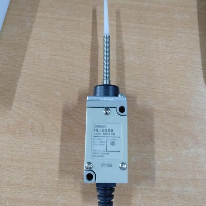 limit switch HL-5300 HL 5300 HL5300 Omron original coil spring Berkualitas
