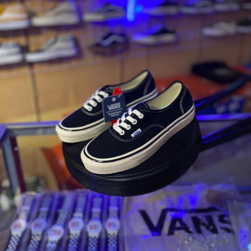 Vans Authentic Style 44 Anaheim Factory Black &White