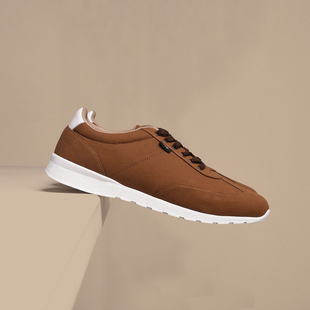 SOHO TAN |ManNeedMe x FSTP| Sepatu Sneakers Pria Running Shoes ORI