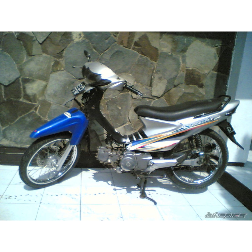 STRIPING SMASH 2005 TROMOL