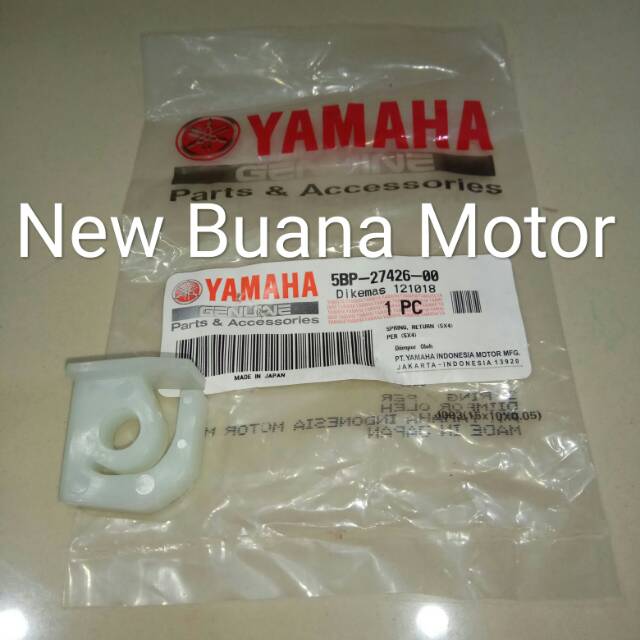 Per Plastik Footstep Depan Scorpio 5BP2747600