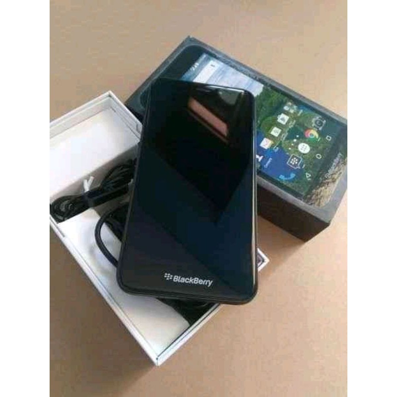 Blackberry Aurora Android Second