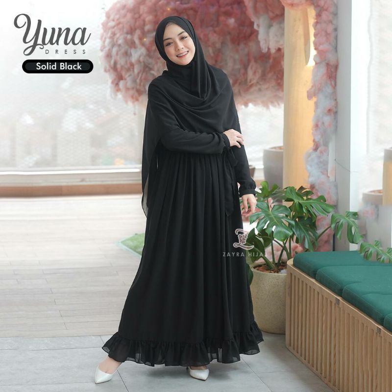YUNA DRESS BY ZAYRA HIJAB