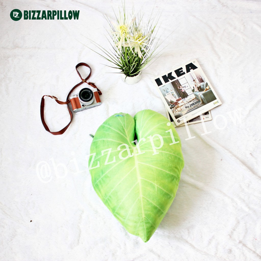 Bizzarpillow Bantal Bentuk Daun Tamanan Hias Size M BZ150