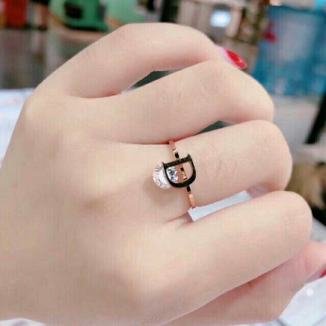 GG cincin Aksen Dio*r Titanium#CC-D