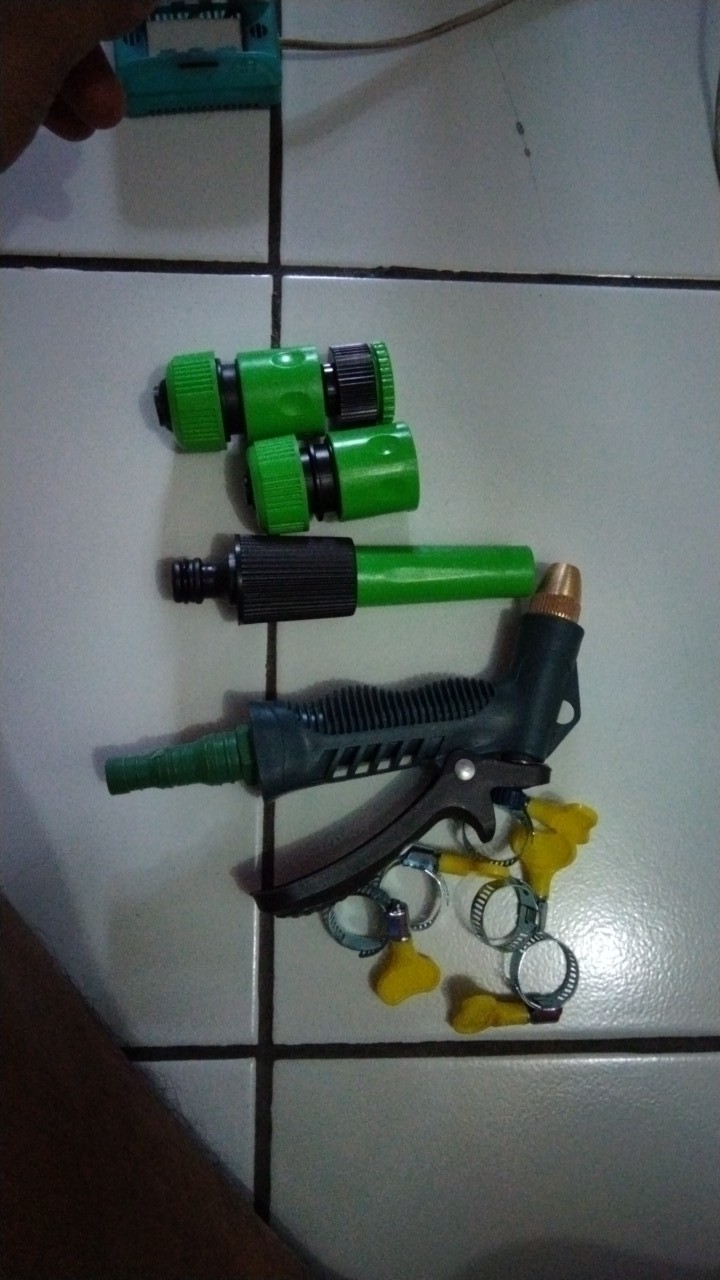 Alat Semprotan Air Pistol Semprot Taman Jet Spray Watergun 7 Murah