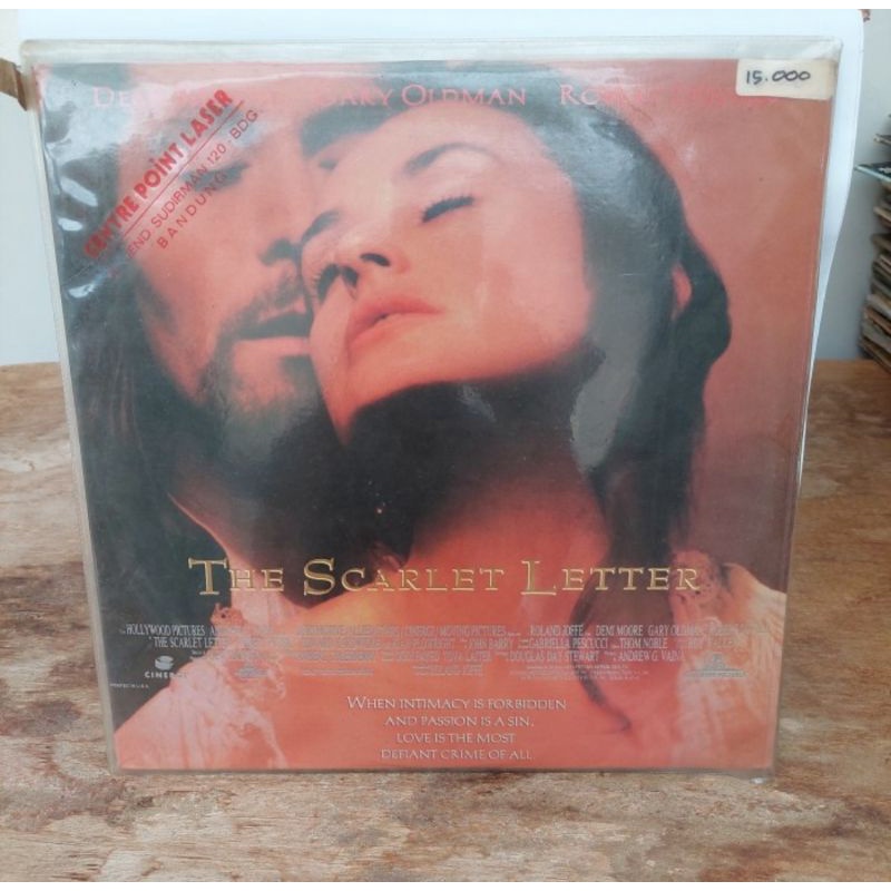 Kaset Laser disc The Scarlet Letter