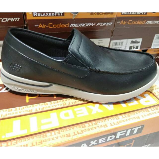 Sepatu Kulit Formal Cowok Original Skechers Slip On Hitam