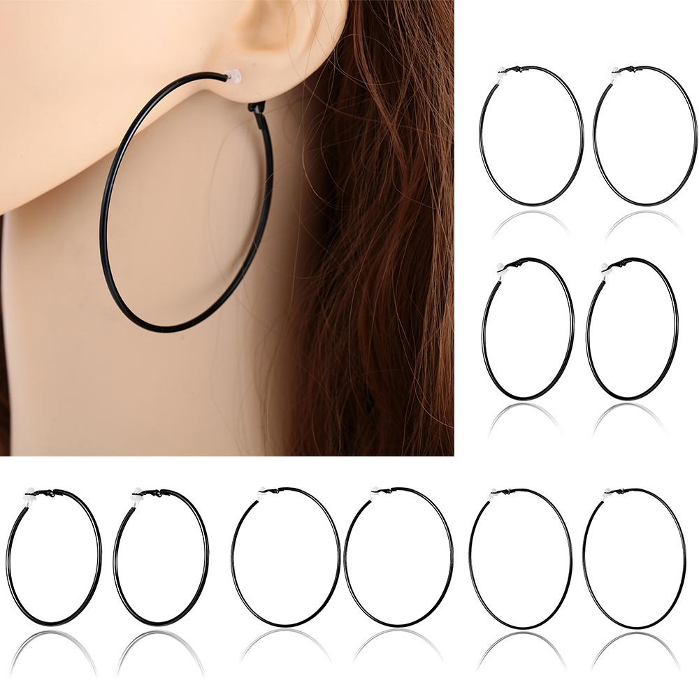 1 Pasang Anting Hoops Tanpa Tindik Desain Bunga Warna Emas Silver Hitam Untuk Wanita