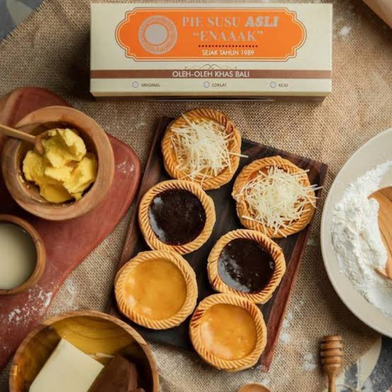 

Pie Susu Enaak Khas Bali