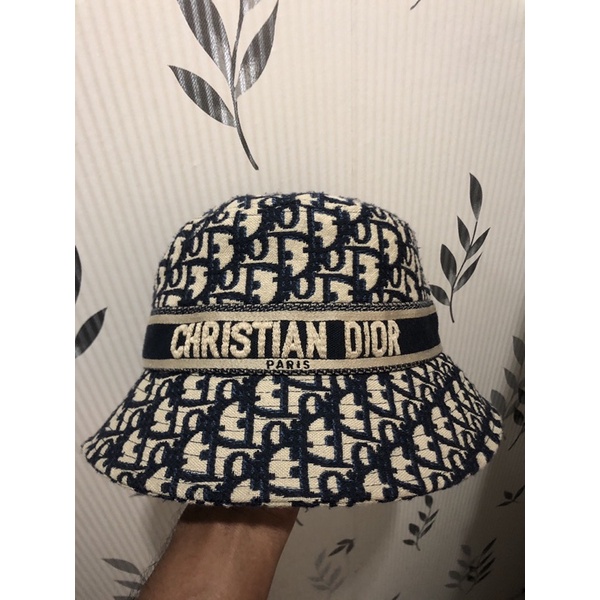 bucket hat dior