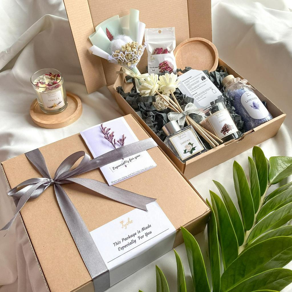 HAMPERS AROMATERAPI GIFT BOX AROMATERAPI LILIN AROMATERAPI REED DIFFUSER GIFT SET AROMATERAPI