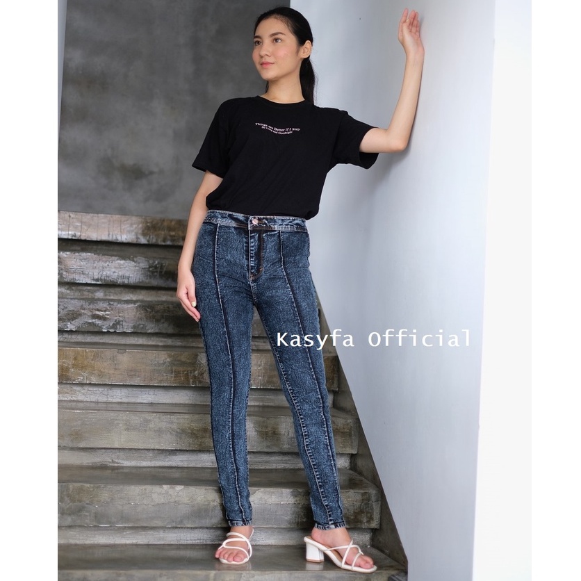 SNOWLY HIGHWAIST SNOW TULANG JEANS WANITA