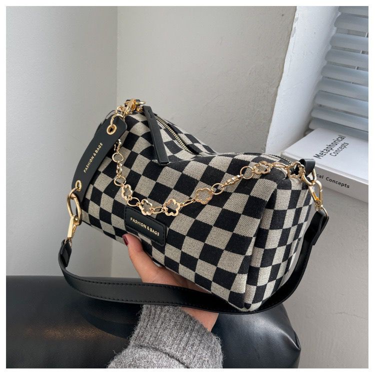 201818 Tas Selempang Wanita Import Slingbag Cewek Impor (1 KG MUAT 6) BQ3476 EL5790 LT2093