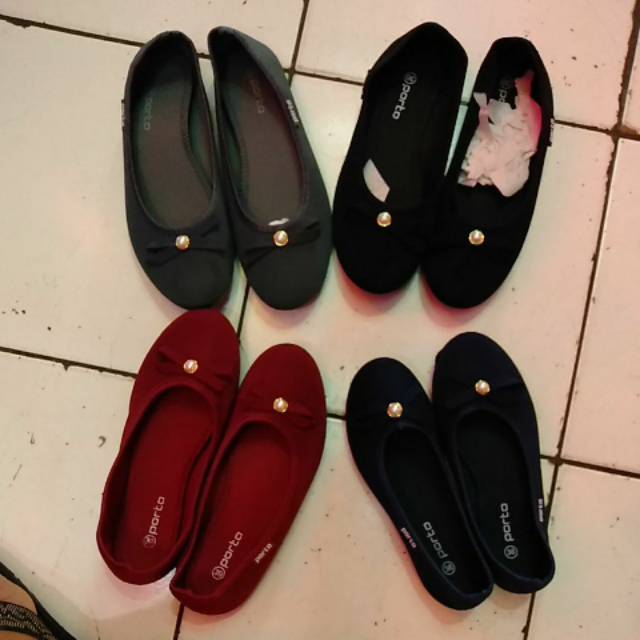 Sepatu flat shoes porto perempuan.