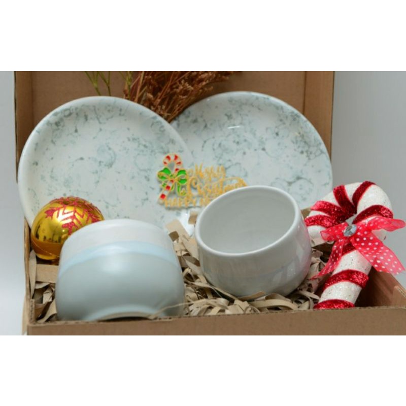 

Parcel Hampers Keramik Natal Parcel Natal Happy New Year