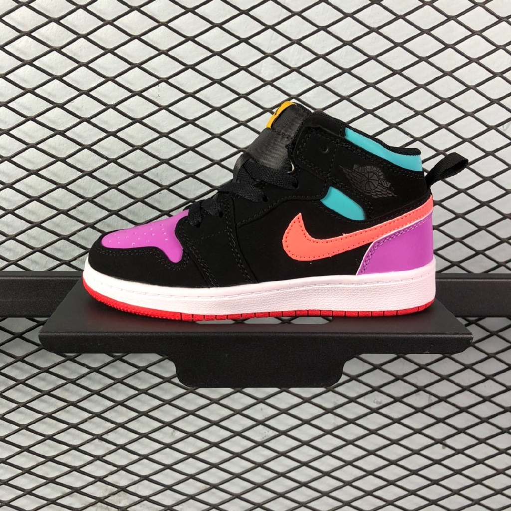 nike youth girls basketball shoes
