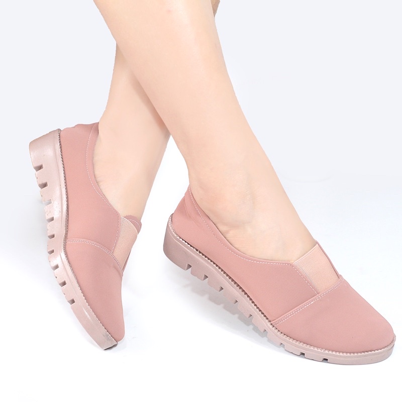 SEPATU WANITA SLIP ON CASUAL TERLARIS MURAH TERBARU MODEL SLIP KARET SOL KARET SEPATU FLAT PEREMPUAN CEWEK IBU IBU2 SEPATU KETS SANTAI NYAMAN TDA-Pink (TDC)