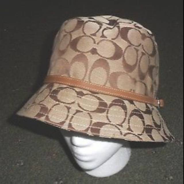 coach bucket hat