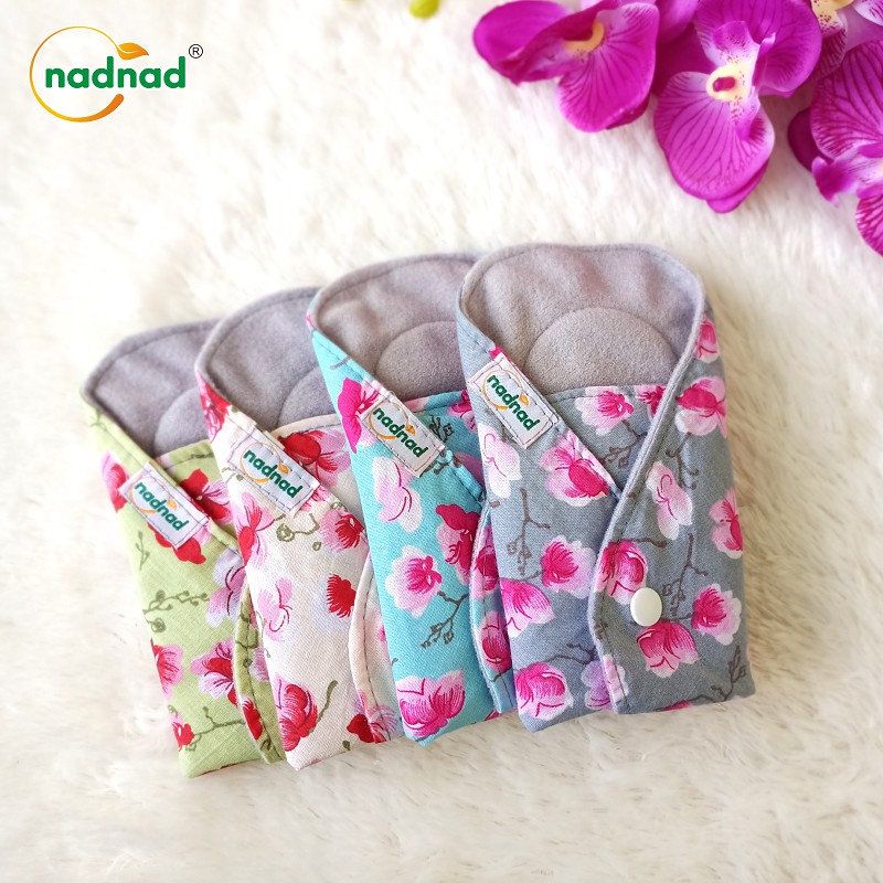 Menspad Pembalut Kain Wanita Day Nadnad  Per Pack Isi 4 Pcs