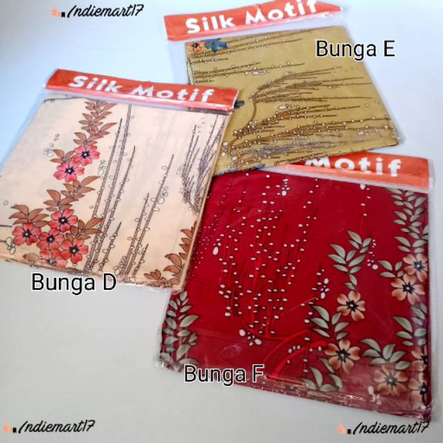 Segi empat Silk motif / Shanghai motif by umama segi4 square jilbab hijab scarf