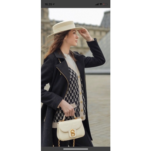 Alma flap bag small sugar new