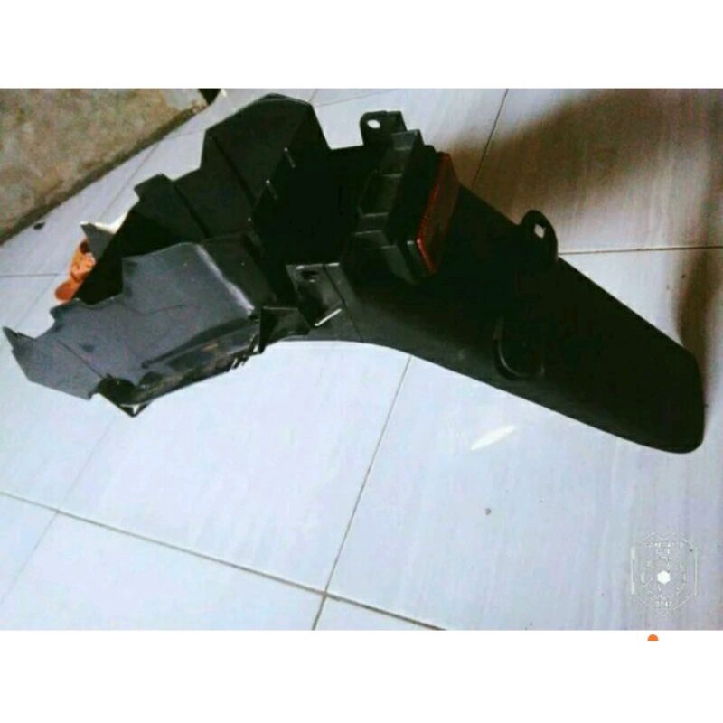 spakbor belakang cbr 150r old thailand slebor belakang cbr old cbu cbr 150 old