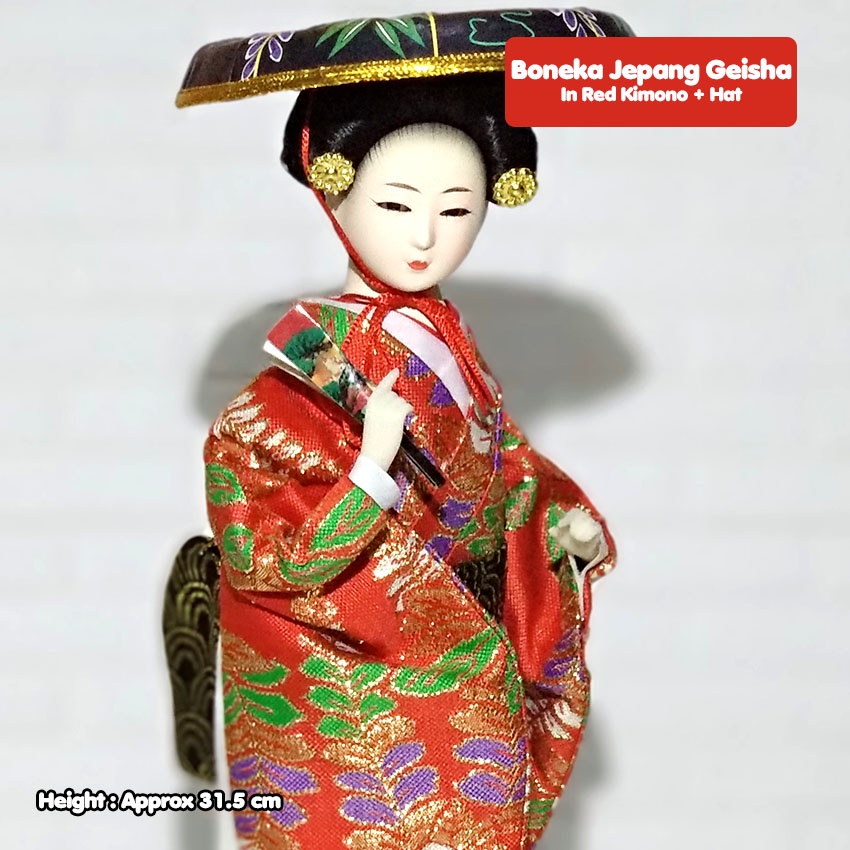 Boneka Jepang Geisha Kimono Merah Red Topi Kipas Lipat Sedang