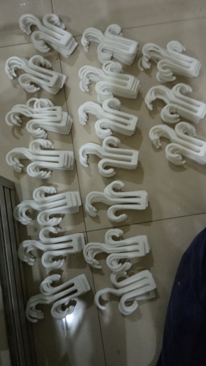 [per Pcs] Hanger Gantungan Sepatu /sandal Slop [besar]