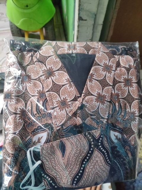 Kawung Gurdo Batik Pria Lengan Panjang Full Furing Batik Solo