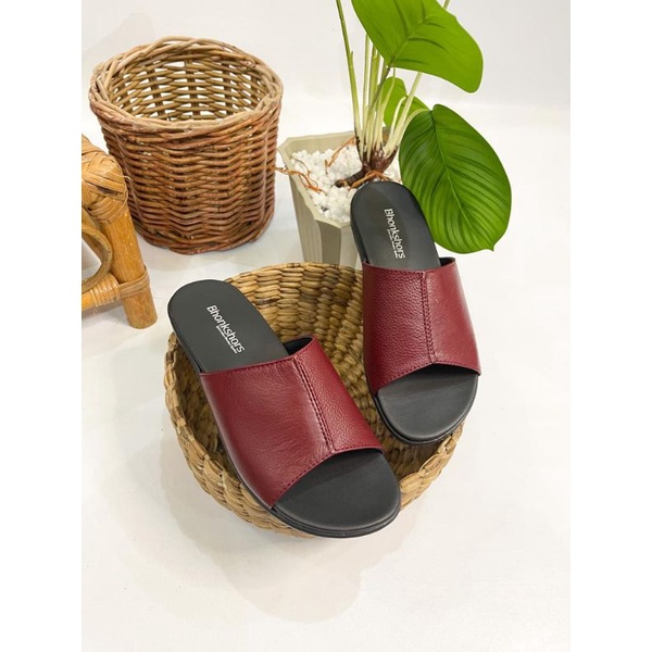 sandal kulit bhonkshors