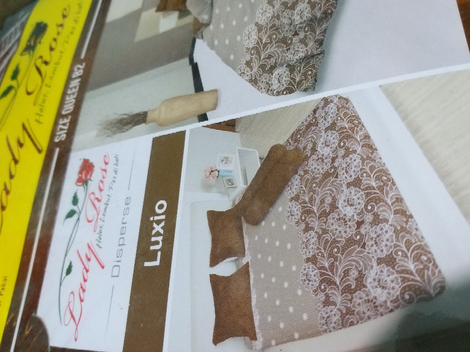 Sprei Lady Rose  Motif Luxio