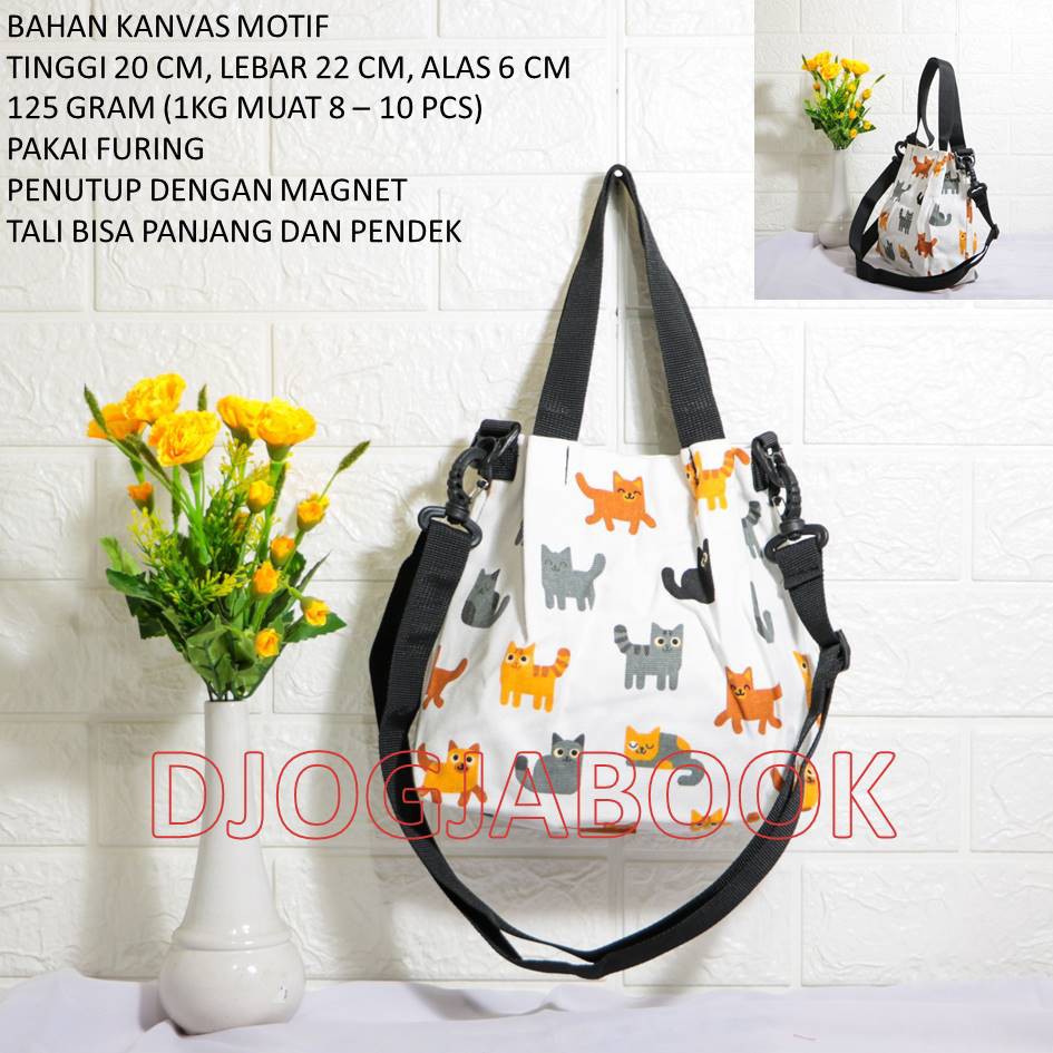djogjabook TAS KANVAS TAS SELEMPANG KANVAS MOTIF KUCING LATAR PUTIH