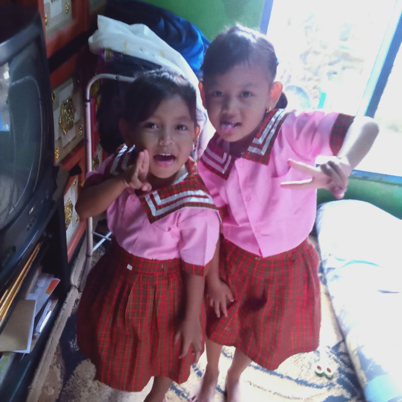 seragam sekolah paud,TK,setelan baju kerah popay pink