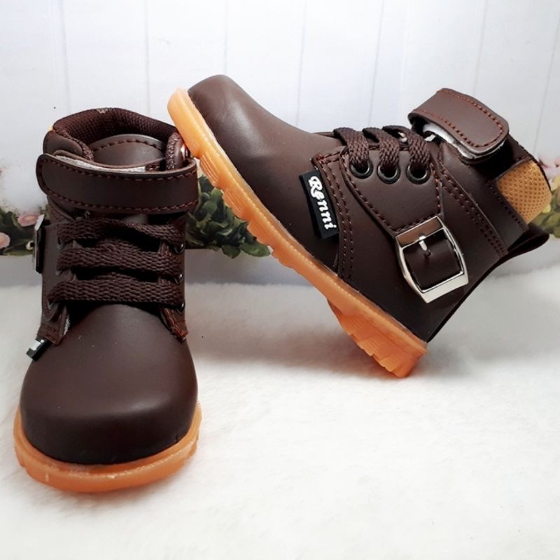 sepatu anak boot / sepatu boot anak / sepatu murah