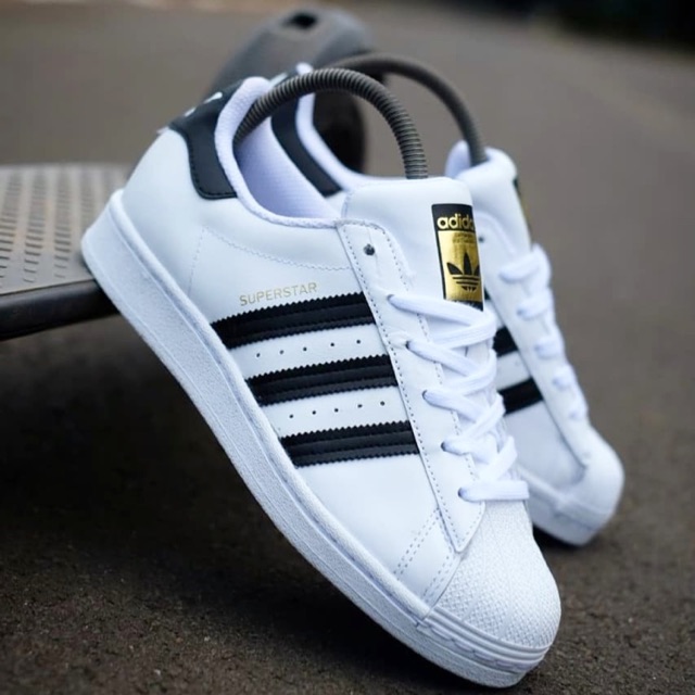 ADIDAS SUPERSTAR