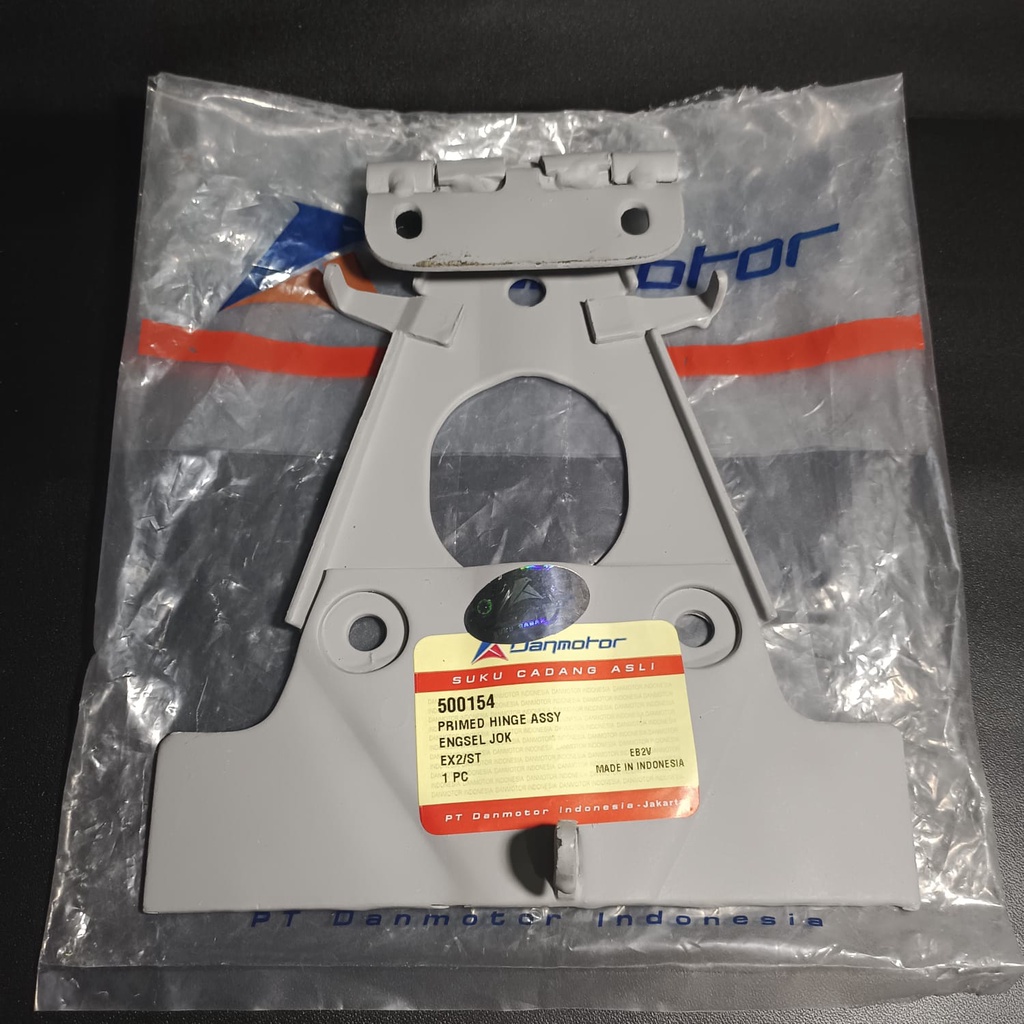 Engsel Jok Depan Vespa / Sadel Jok Depan Vespa Exclusive Strada Danmotor