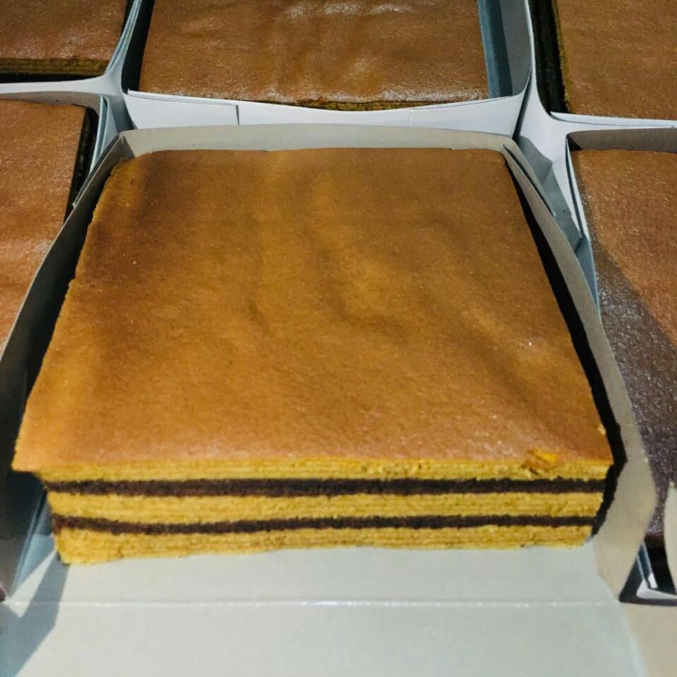 

Kue Lapis legit enak murah Ori dan Paling Laris