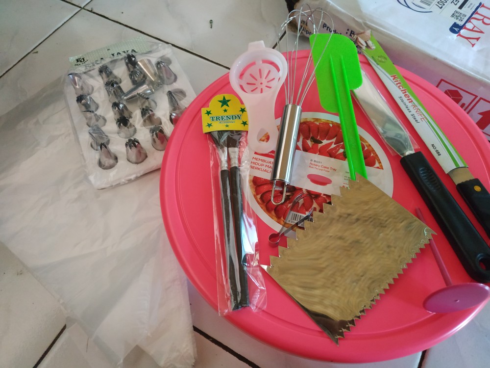 Paket Dekorasi Kue Ulang Tahun / Alat Kue Tart S10